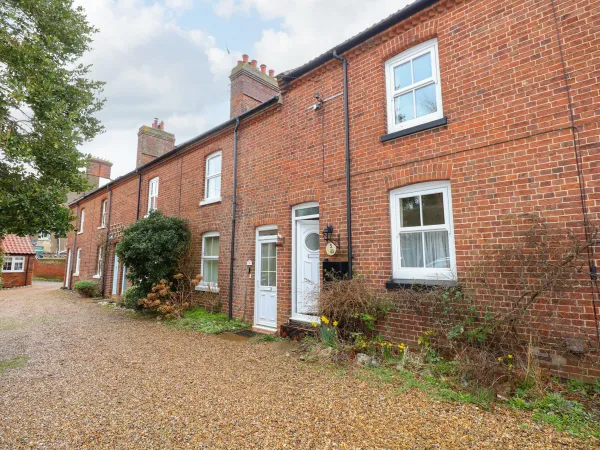 5 Melinda Cottages Image 1