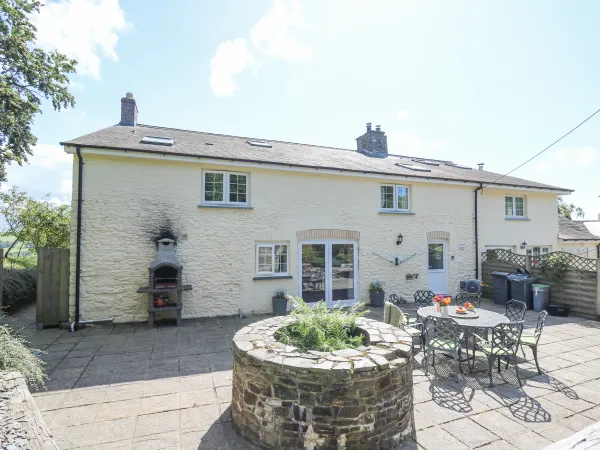 Penuwch Fach Image 1