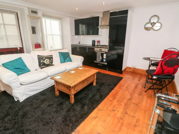 Maia House, Penryn