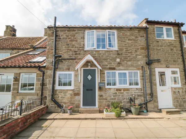 Fairhaven Cottage Image 1