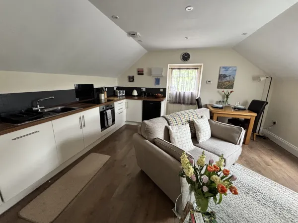 Lloft Gwair - Hayloft, Crymych