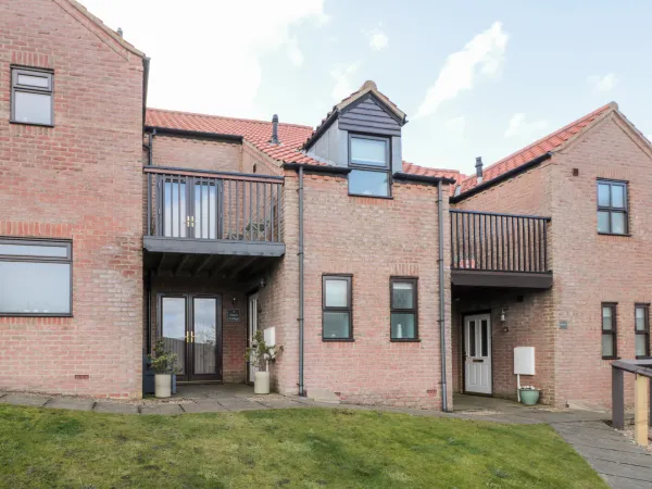 Grove Cottage Image 1