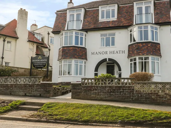 Manor Heath Apartment 3, Scarborough