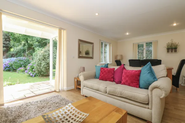 Bramble Cottage, Falmouth