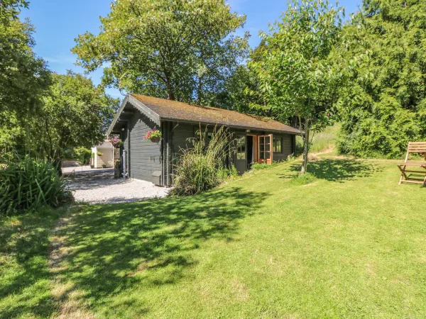 Pond Cabin Image 1