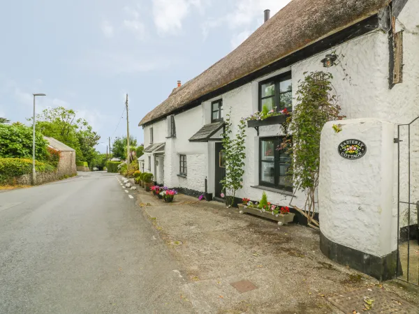 Easterly Cottage Image 1