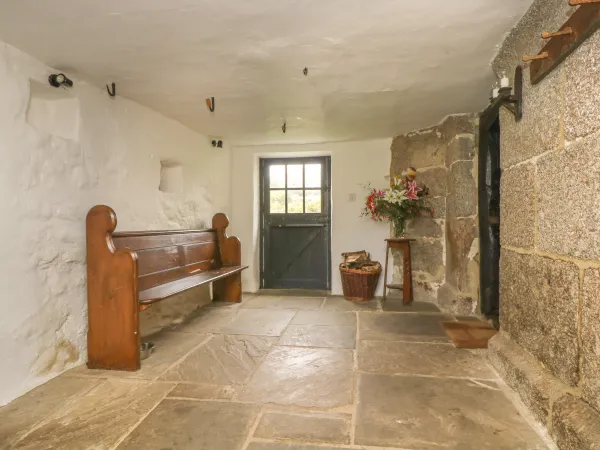 Hole Farm, Chagford