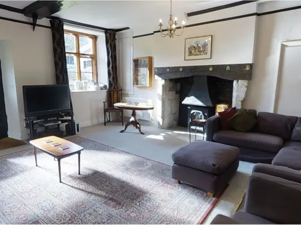 Hornshayne Farmhouse, Farway