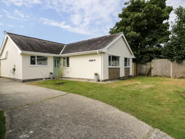 GaGa Ar y Traeth, Morfa Bychan