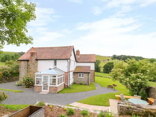 The Old Farmhouse, Upper Pitts, Knighton
