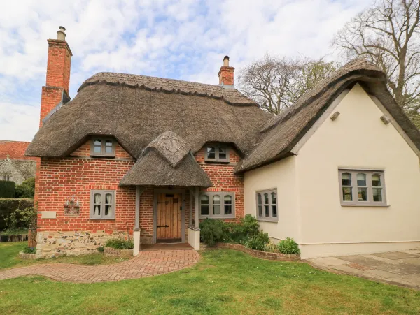 Cosy Cot, Salisbury