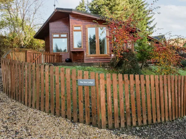 The Wee Lodge, Dollar