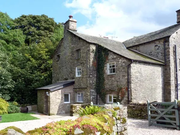 Beckside Cottage Image 1
