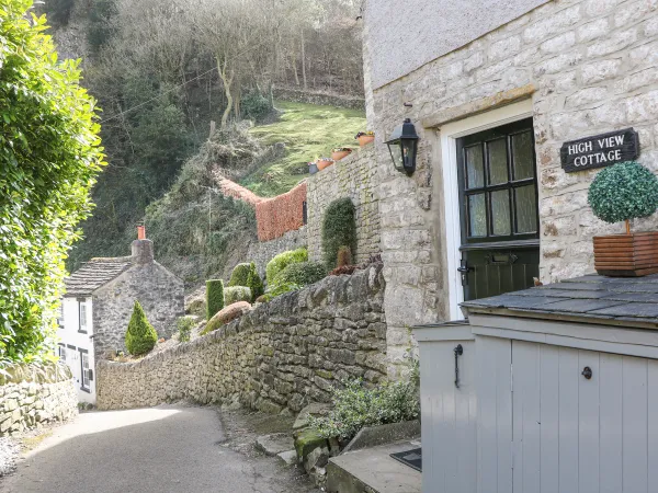 High View Cottage Image 1