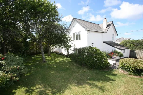 Clovelly Cottage, Crantock