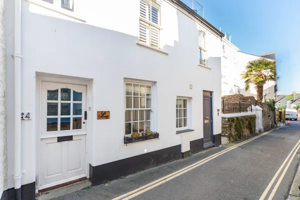 Cob Cottage (Buckley Street) Image 1