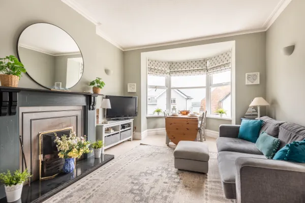 1 Roborough Court, Salcombe