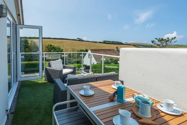 1 West Park Mews, Kingsbridge