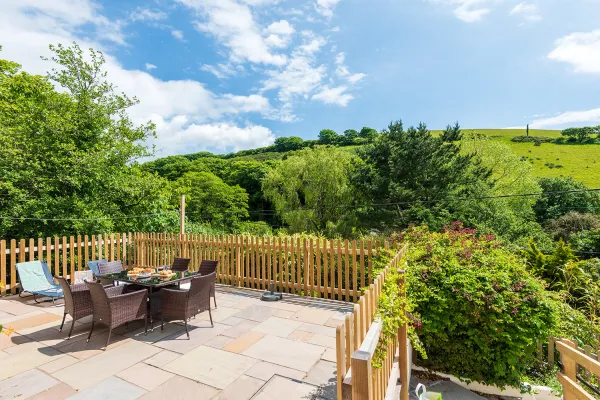 1 Woodlands , Kingsbridge
