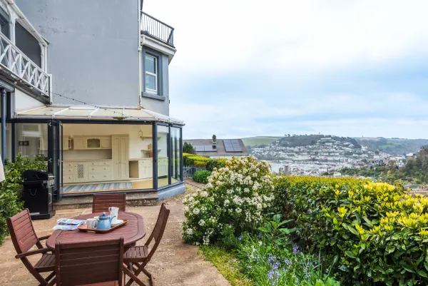 2 Thurlestone Court , Dartmouth