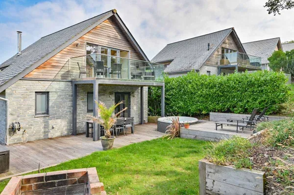 Talland 31, Looe