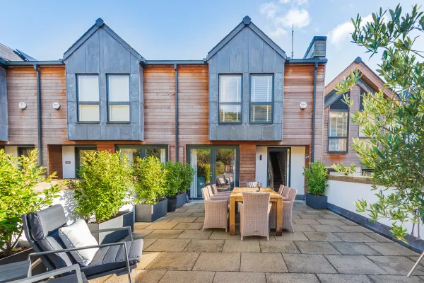 3 Island Place (Saltstone), Salcombe