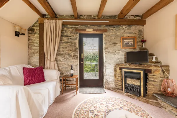 Cob Loaf Cottage, Fowey