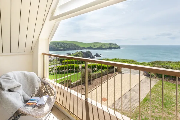 5 The Lanterns, Hope Cove