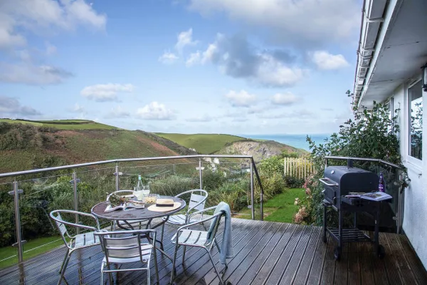 Silvershell, Port Isaac