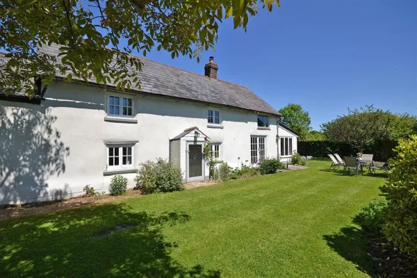 Walnut Tree Cottage, Tiptoe