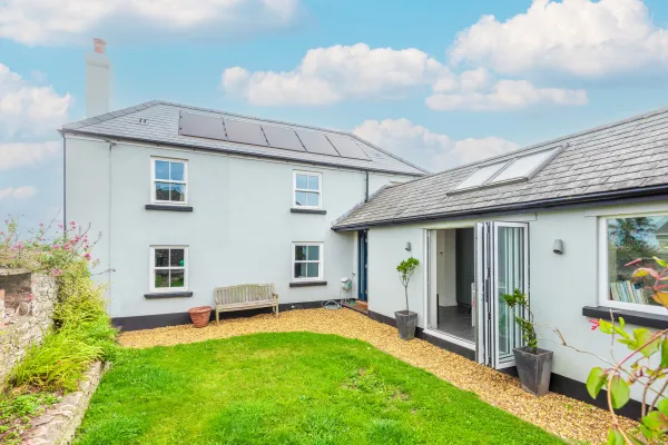 Alma House, Malborough