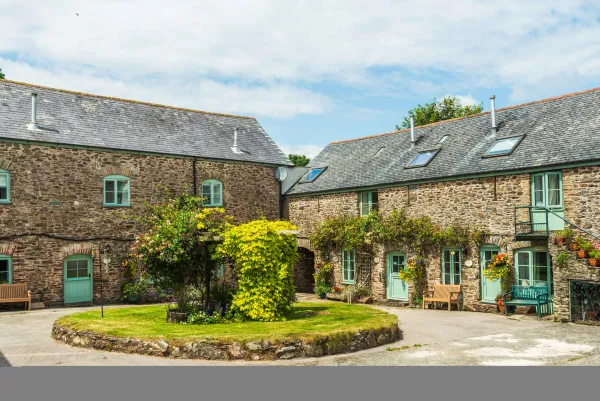 Apple Cottage, Nr Slapton