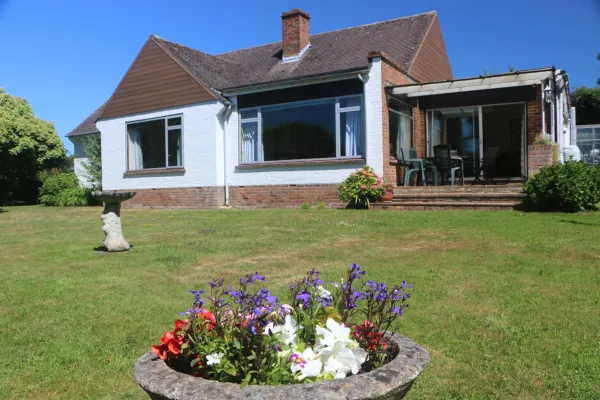 Belmore End, Lymington