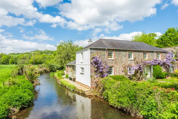 Bow Bridge House, Ashprington