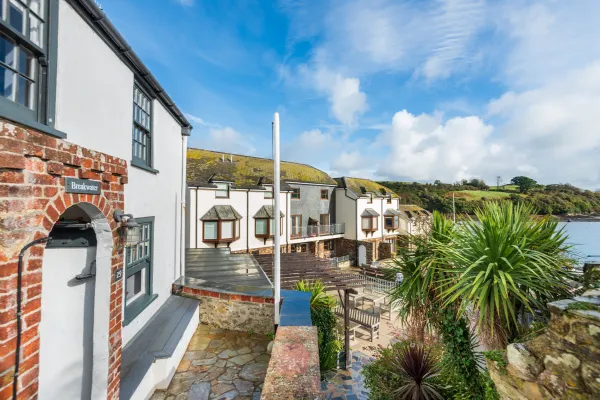 Breakwater, Salcombe
