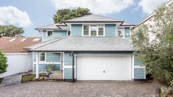 Grasmere Beach House, Poole