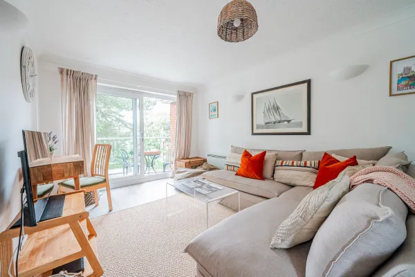 Sandhaven Court No.12, Poole