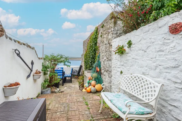 Waterside Cottage Image 1