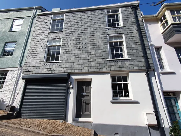 Wisteria House , Dartmouth