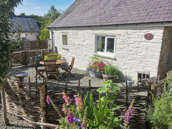 Blaenfforest Rose Cottage, Newcastle Emlyn