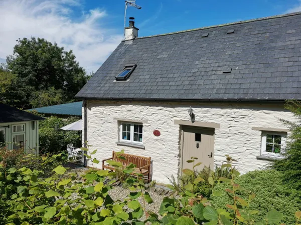 Blaenfforest Granary, Newcastle Emlyn