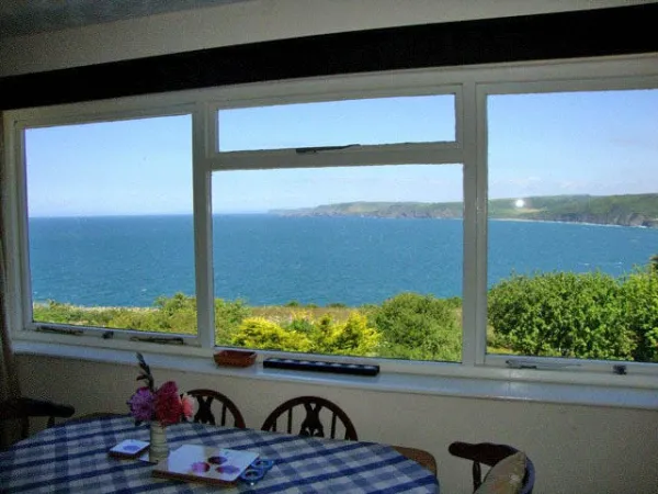 Kestrel View, Aberporth