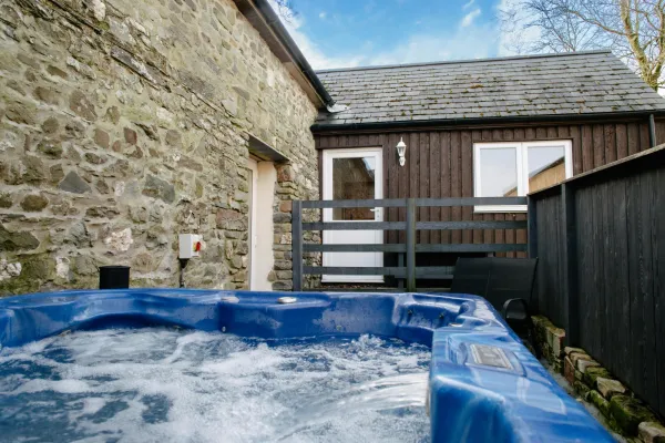 Y Boidy Bach, Llangrannog