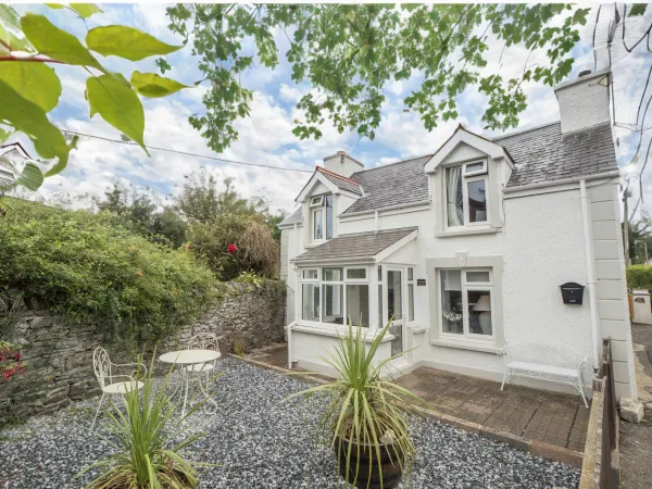 Rose Cottage Image 1