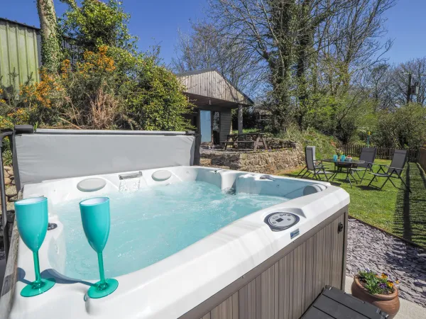 Caban Cynnes, Aberporth