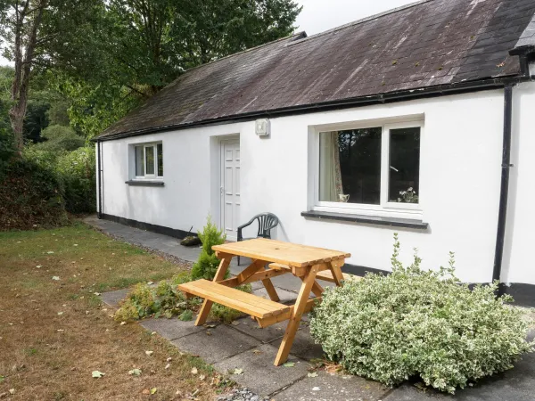 Holly Cottage Image 1