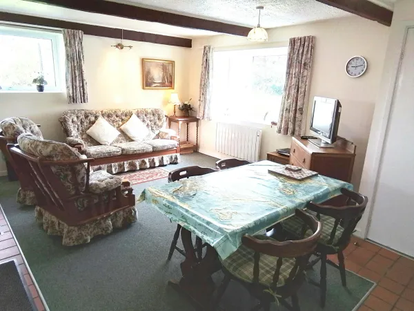 Kingfisher Cottage Image 1