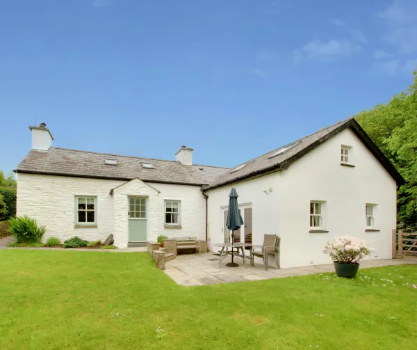 Brynllin, Llangrannog